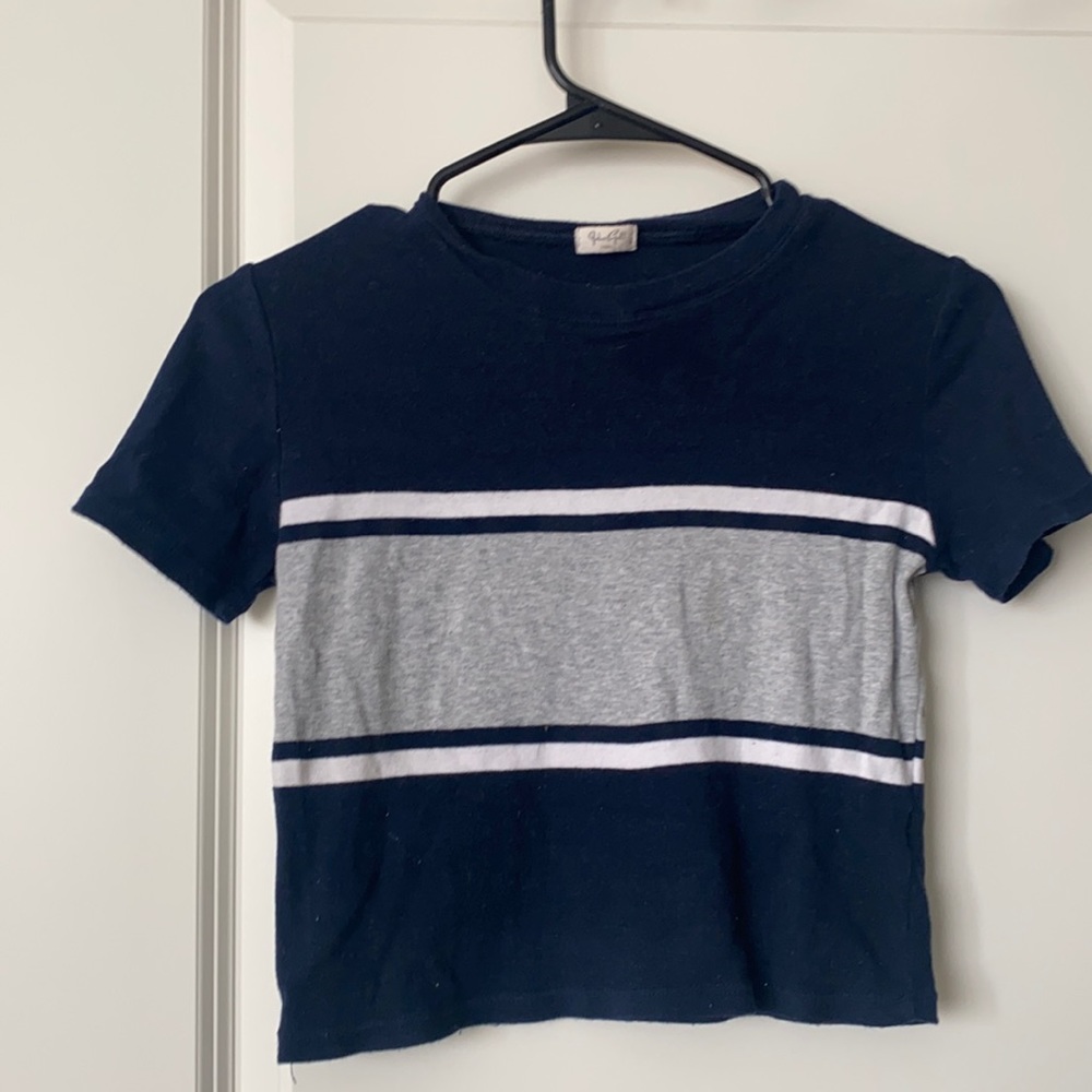 Cropped striped shirt!